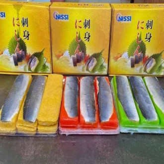Cá Trích Ép Trứng Sashimi